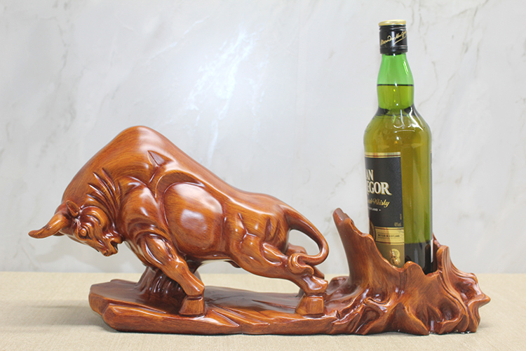 Polyester Boğa Figürü Şaraplık