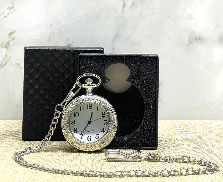 Özel Kutulu Gümüş Köstekli Saat